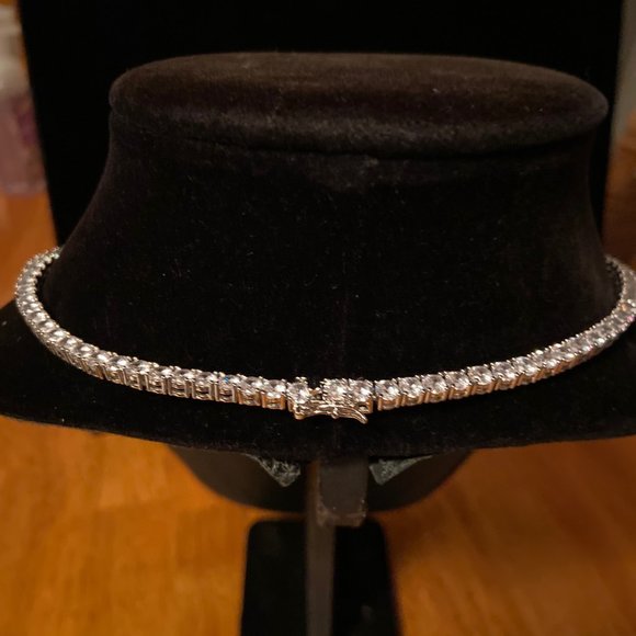 Necklace - Picture 4 of 5